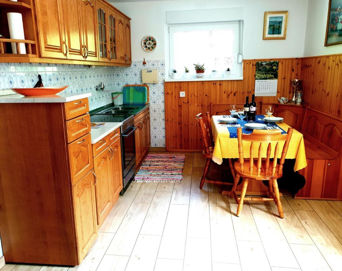 Apartment And Garden House Among The Mountains Podbrdo Extérieur photo